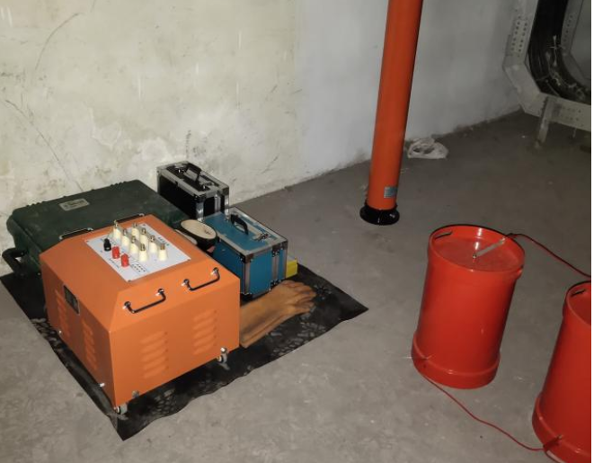 變頻羞羞在线观看交流耐壓裝置的原理和操作步驟